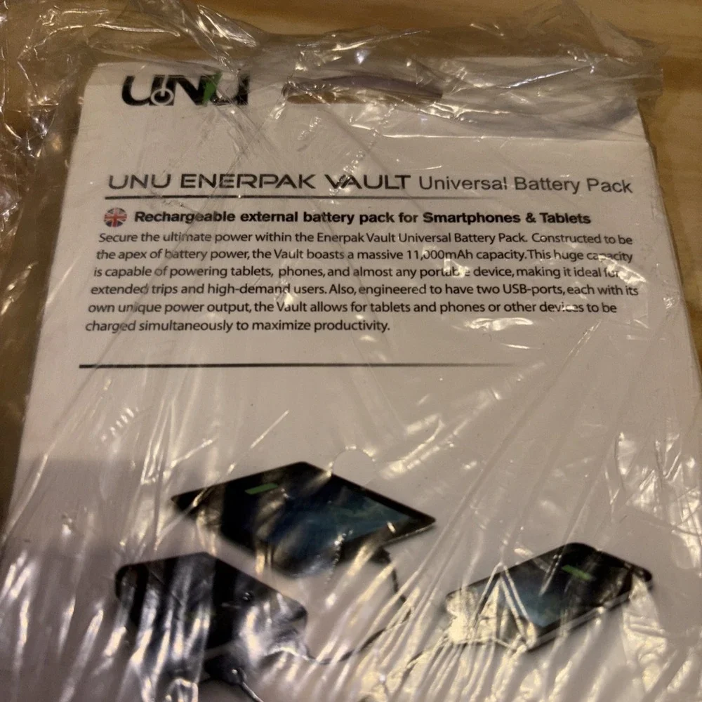 Enerpak Vault Universal Battery Pack UNU 11000mah Smartphone & Tablet 3.1 Amp